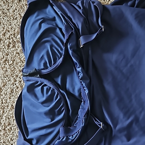 Lands End Underwire Surplice Top - Picture 4 of 6